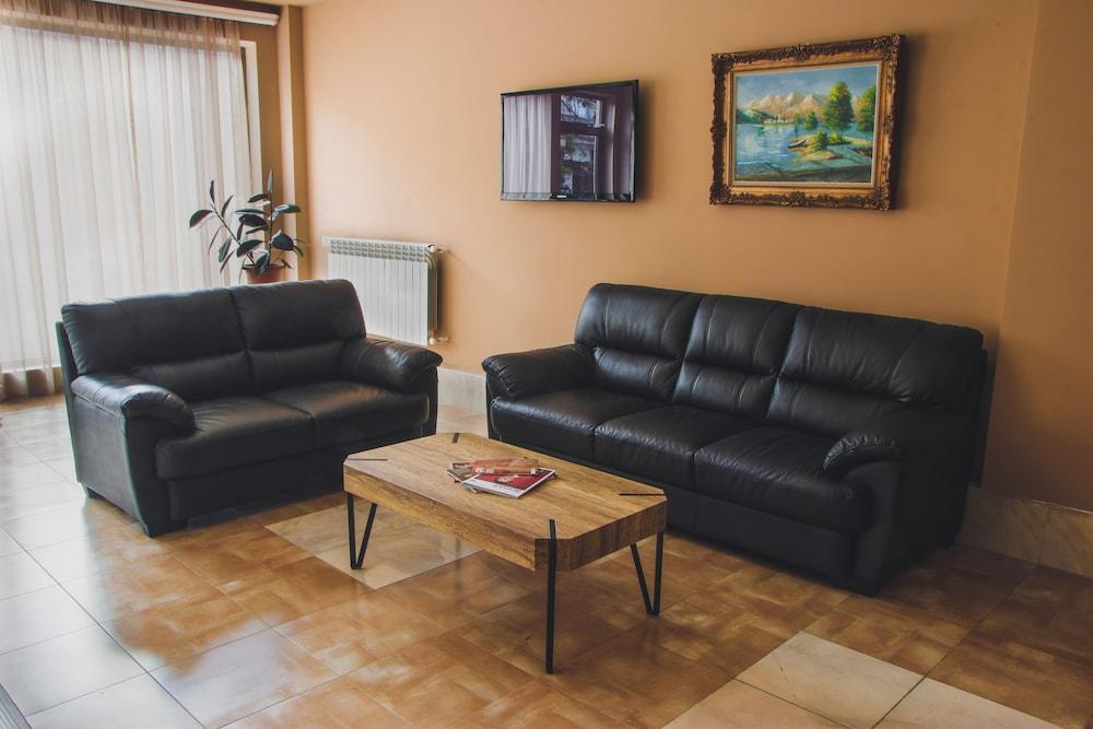 Rogas Home Τυφλίδα Εξωτερικό φωτογραφία