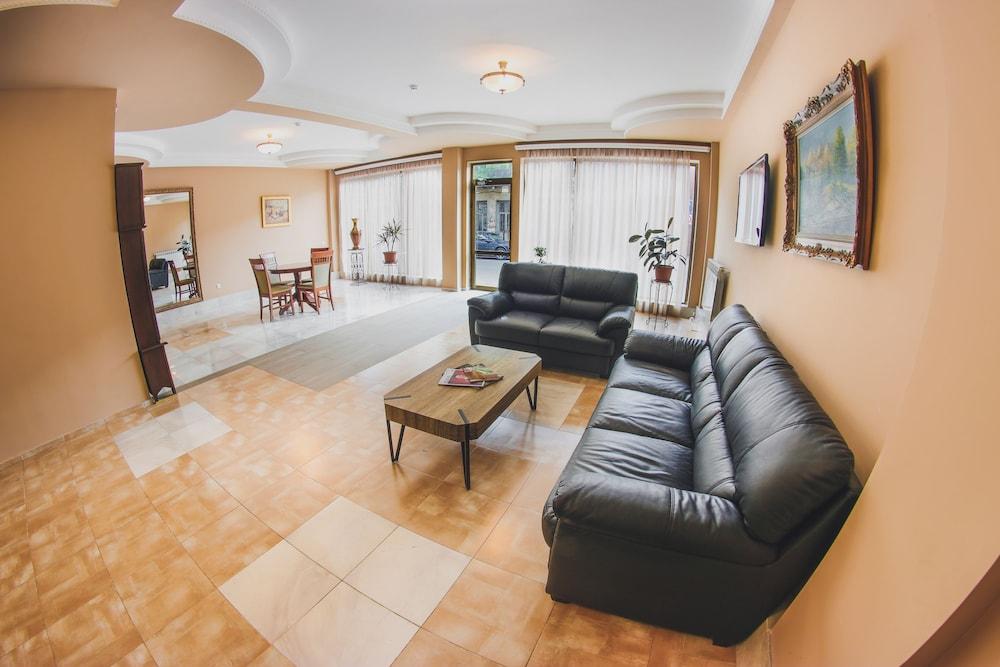 Rogas Home Τυφλίδα Εξωτερικό φωτογραφία